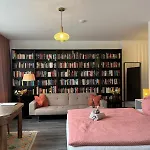 City-Apartment Mit Stil Und Charme In Bester Lage