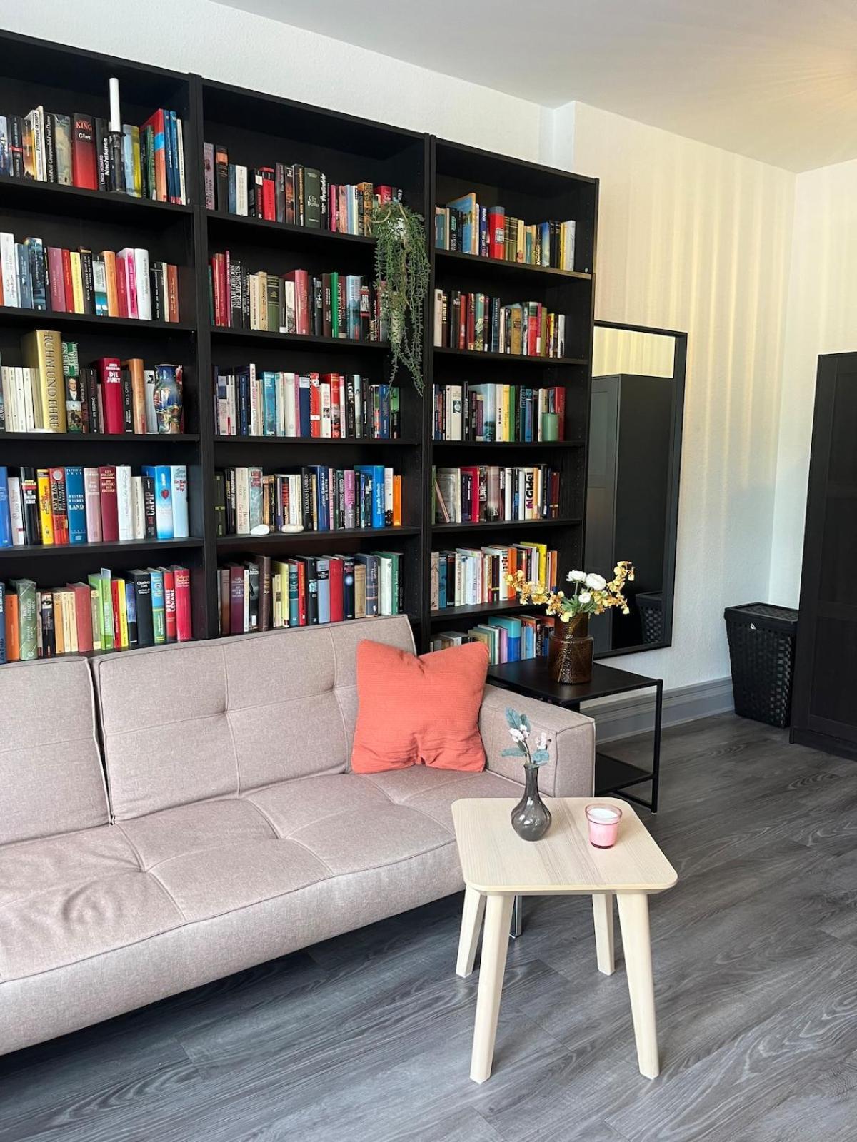 Apartment City-apartment Mit Stil Und Charme In Bester Lage Bielefeld
