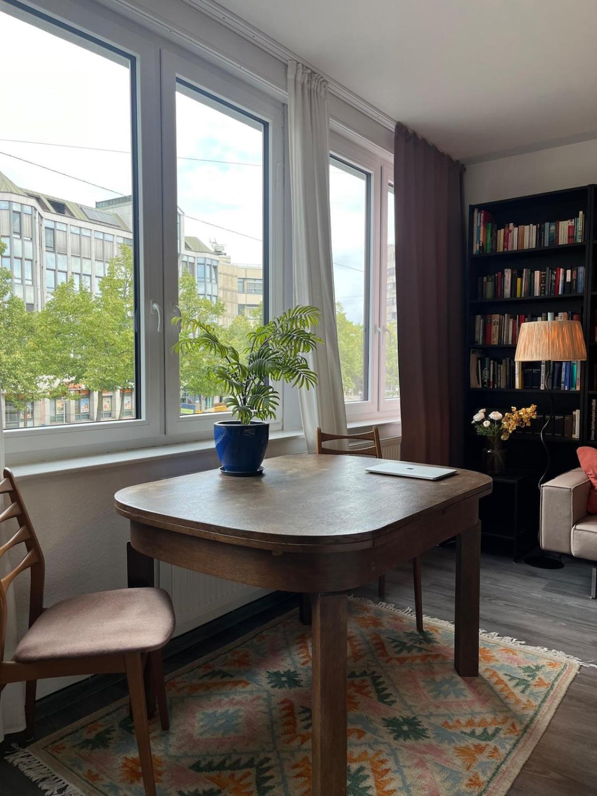City-apartment Mit Stil Und Charme In Bester Lage Apartment *